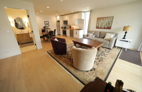 Agoura Hills Apartamento | One-of-a-Kind Mountain Retreat