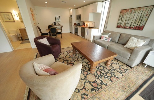Agoura Hills Apartamento | One-of-a-Kind Mountain Retreat