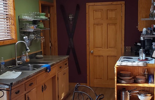 Jones Mills Cabina | Una cabaña rústica hermosa, privada y hermosa en Laurel Highlands