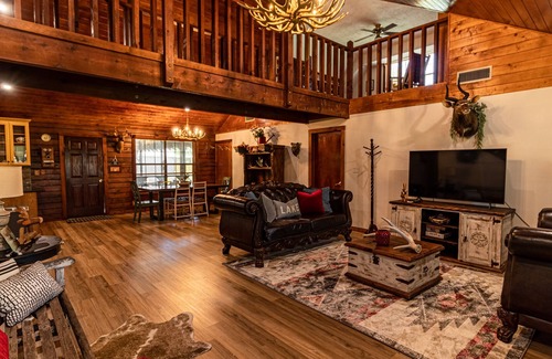 Pasadena Cabina | One of the few Cabins in the area!