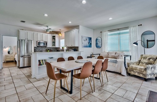 Crystal Shores Casa | One & Only Features + Crystal Beach Desired Spot + Private Yard + Steps to Beach