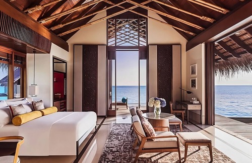 Reethi Rah Hotel | One&Only Reethi Rah, Water Villa King Bed, Private Beach, Balcony w/ Sea View!