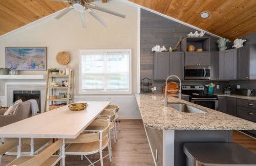 Saint Helena Island Casa | One Particular Harbor - Harbor Island Oceanfront, Private Pool!