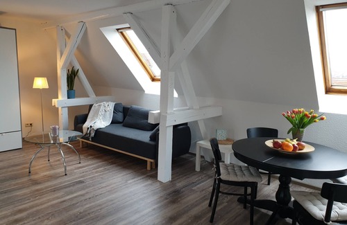 Erfurt Apartamento | One-room apartment above the roofs of downtown Erfurt