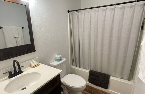 Meeker Cabina | One Room Cabin with Kitchenette