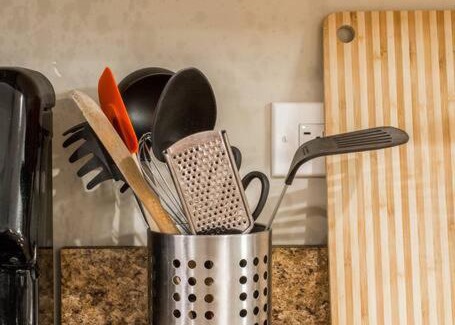 Belmont Cragin Apartamento | ONE ROOM in AN APT HAVEN