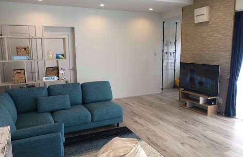Bora Casa | One-story house with a view of the ocean on the remote island of Miyakojima with free rental car available before check-in and after check-out.