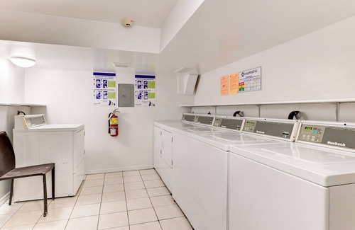Shaughnessy Village Apartamento | One to Four Bedrooms Apartments in the Heart of Downtown Montreal