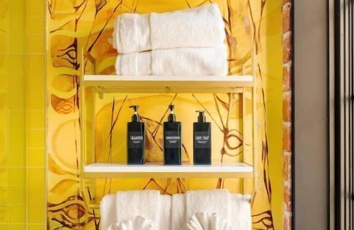 Golden Triangle Apartamento | Onerary Art Suite 209
