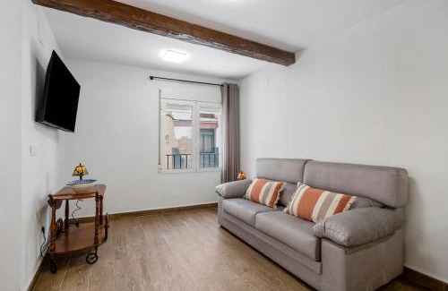 Onil Casa | Onil Reformed Petfriendly Home with WIFI