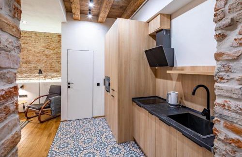 Lviv City Center Apartamento | OnLviv Apartments Rynok Square 18 Four