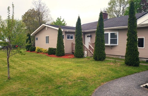 Stillwater Casa | Only 22 min from Saratoga Race Track, 10-20 min from major golf courses!