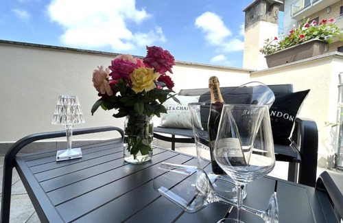 Chivasso Apartamento | Only Time- Luxury Comfort House