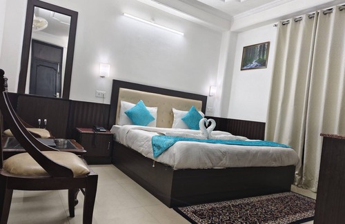Shimla Hotel | OnlyStay Silicon Inn Shimla