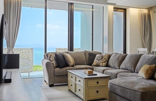 Umusa Casa | Onna Resort 海まで徒歩0秒 最大12名宿泊可 オーシャンビュー貸切ヴィラ