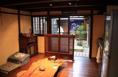 Hida Casa | Onoan