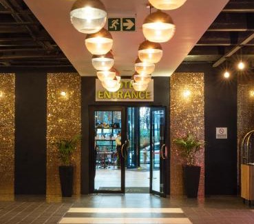 Sandown Hotel | ONOMO Hotel Johannesburg Sandton
