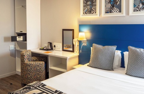 Sandown Hotel | ONOMO Hotel Johannesburg Sandton