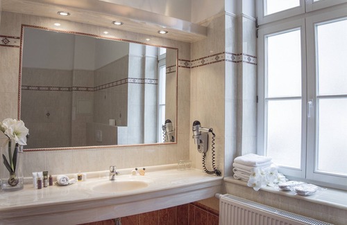 Karlovy Vary Hotel | Ontario Hotel Garni