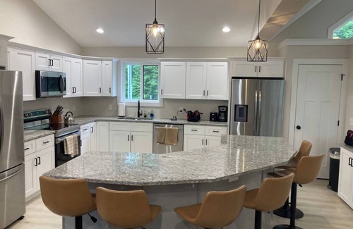 La Follette Casa | OnThe Rocks at Norris Lake