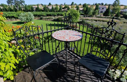 Templeton Apartamento | ONX WINES - Briarwood Apartment