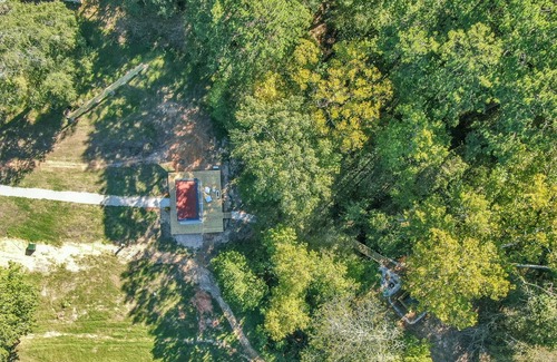 Coldspring Casa | OOD Mirror House At Cameron Ranch Glamping