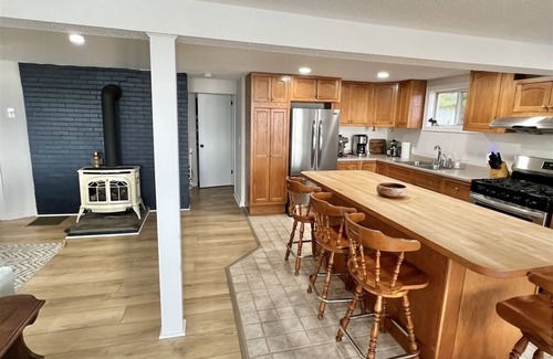Thompson's Point Casa | Open concept 5-bedroom 2 bath home directly across from the Sandbar