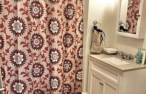 Westcliffe Casa | Todo recientemente renovado Ravens 'Roost- Spaceous, en la ciudad, maravillosa sala de estar abierta