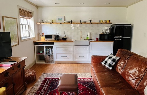 Miller Southside Apartamento | Blacksburg Downtown Bungalow - A pie de VT!