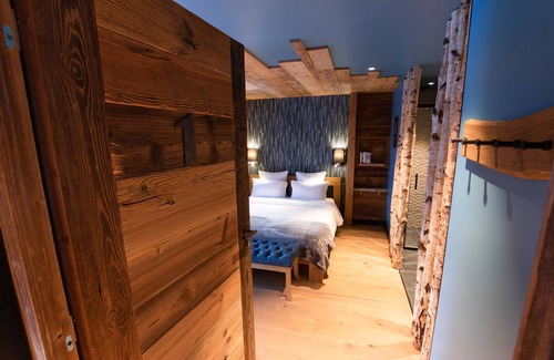 Le Petit-Bornand-les-Glieres Cama Y Desayuno | Open Living Hôtel & Spa - Chalet Avec Jacuzzi, Sauna, Hammam, Billard
