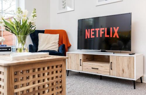 Wythenshawe Casa | Open Plan Contemporary Home - Designed for Contractors
