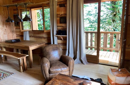 Chateau-Chervix Chalet De Esquí | Campo abierto (Sorrel Cottage)