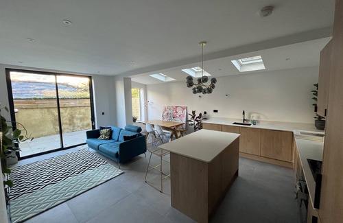 Thornton Apartamento | Open-space living in bright spacious newly renovated patio flat in South Clapham