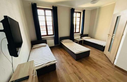 Elk Hostal | Open Tours