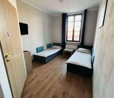 Elk Hostal | Open Tours
