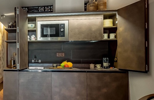 Moscardo Apartamento | Apartamento Opium Den by Justine Apartments