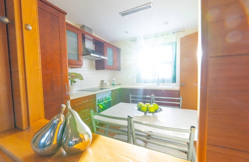 San Miguel de Abona Chalet De Esquí | Oportunidad Villa Adosada de Estilo Mejicano con Piscina! A100 m de la Playa!