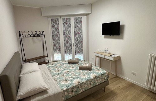 San Siro Apartamento | Opposite the San Siro stadium finely renovated apartment