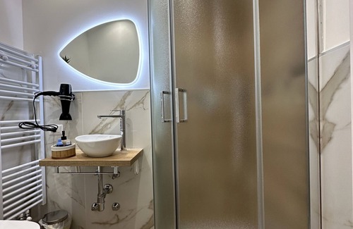 San Siro Apartamento | Opposite the San Siro stadium finely renovated apartment