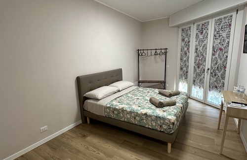 San Siro Apartamento | Opposite the San Siro stadium finely renovated apartment