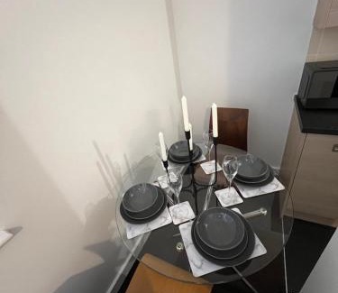 Old Trafford Apartamento | Opulent Stays