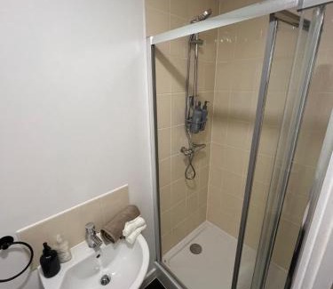Old Trafford Apartamento | Opulent Stays