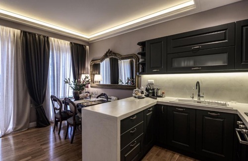 Old Town Apartamento | Opus 5 Luxury Apartment in Liston Corfu