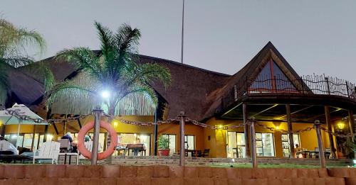 Opuwo Cabina | Opuwo Country Lodge