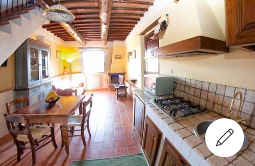 Collebaldo Apartamento | Oracle House with pool