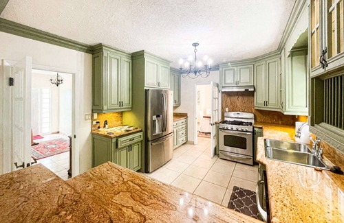 Nassau Casa | Orange Hill Beach House , private Pool & Jacuzzi