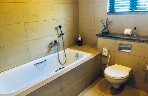 Old Place Casa | Orange Inn Knysna
