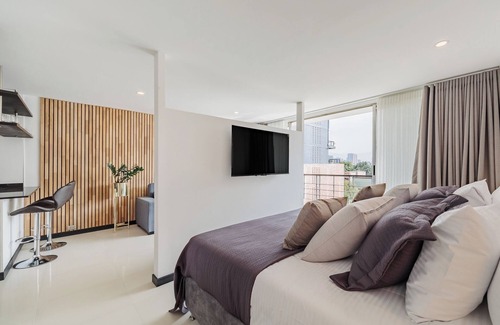 Patio Bonito Apartamento | Orange Suites 505