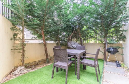 Duhur ash Shuwayr Apartamento | Orano - Chic 2-Bedroom Apartment in Bsalim