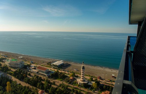 New Boulevard Apartamento | ORBI CiTY Aparthotel Black Sea View